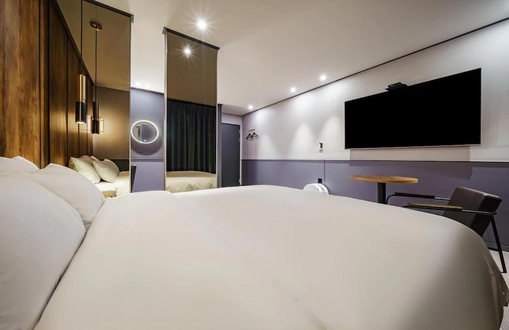 Brown-Dot Hotel Geomdan Incheon Exterior foto